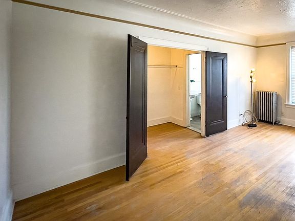 4th image of 2545 Ford St APT C1
