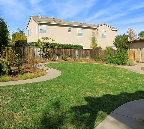 5th image of 36979 Cottonwood St
