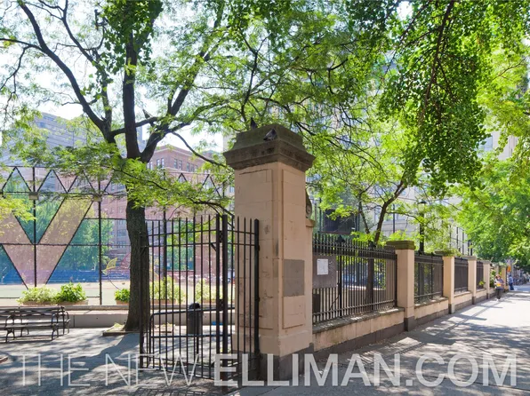 14 Saint Lukes Place image 1 of 7