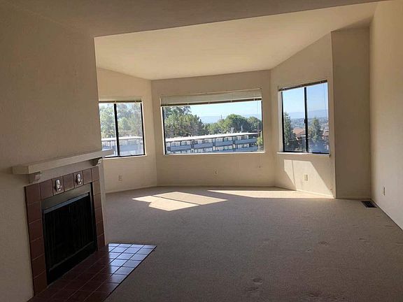 3rd image of 16316 Miramar Pl