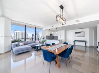 88 SW 7th St APT 2312, Miami, FL 33130