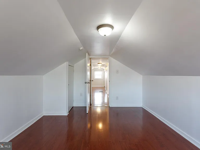 1213 Friendship St — Photo 19