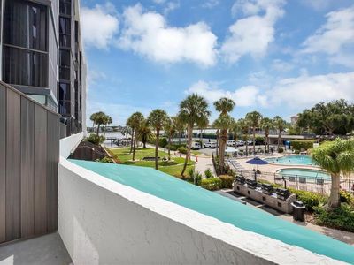 5855 Midnight Pass Rd APT 201, Sarasota, FL, 34242