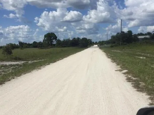 278 N Mandan Rd, Avon Park, FL 33825