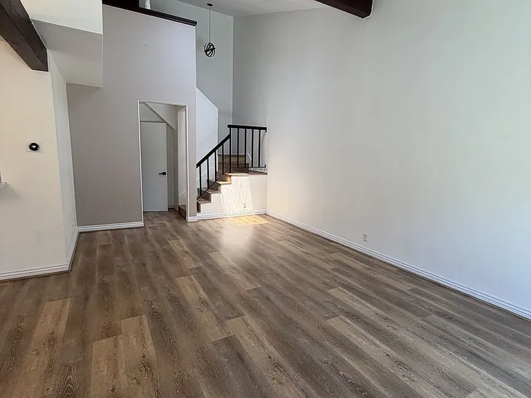 22330 Harbor Ridge Ln #5 — Photo 7