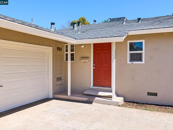 2nd image of 2504 Riesling Way