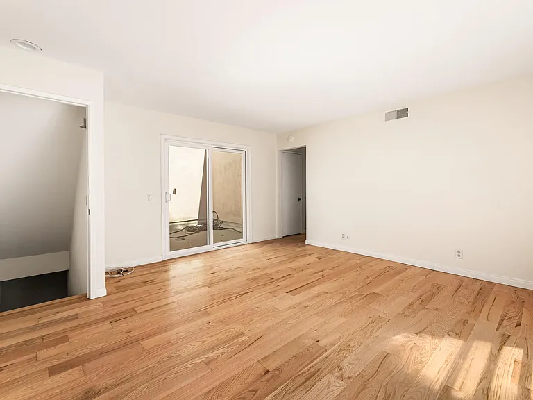 477 S Euclid Ave #477E — Photo 32