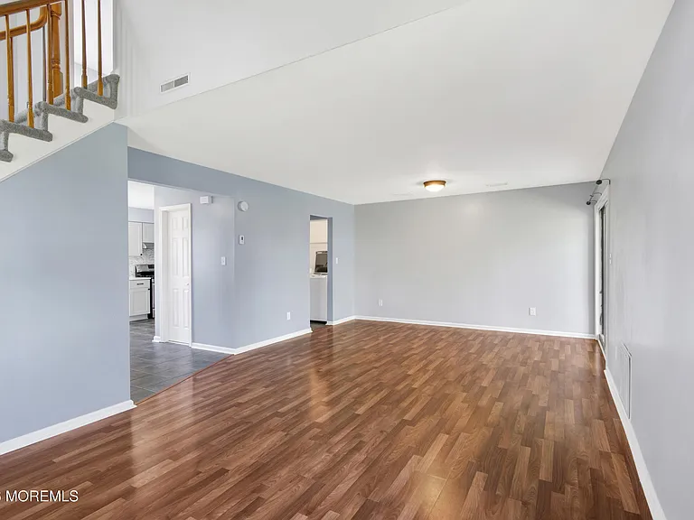 6 Stowe Ct — Photo 10