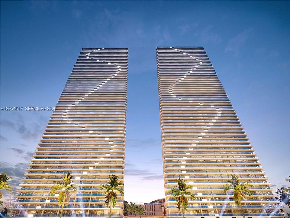 1st image of 725 24th St #2404