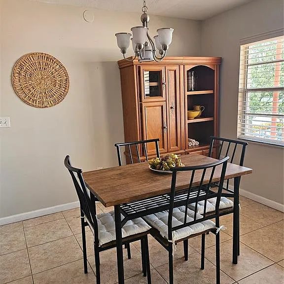 220 Park Blvd N #202 — Photo 2