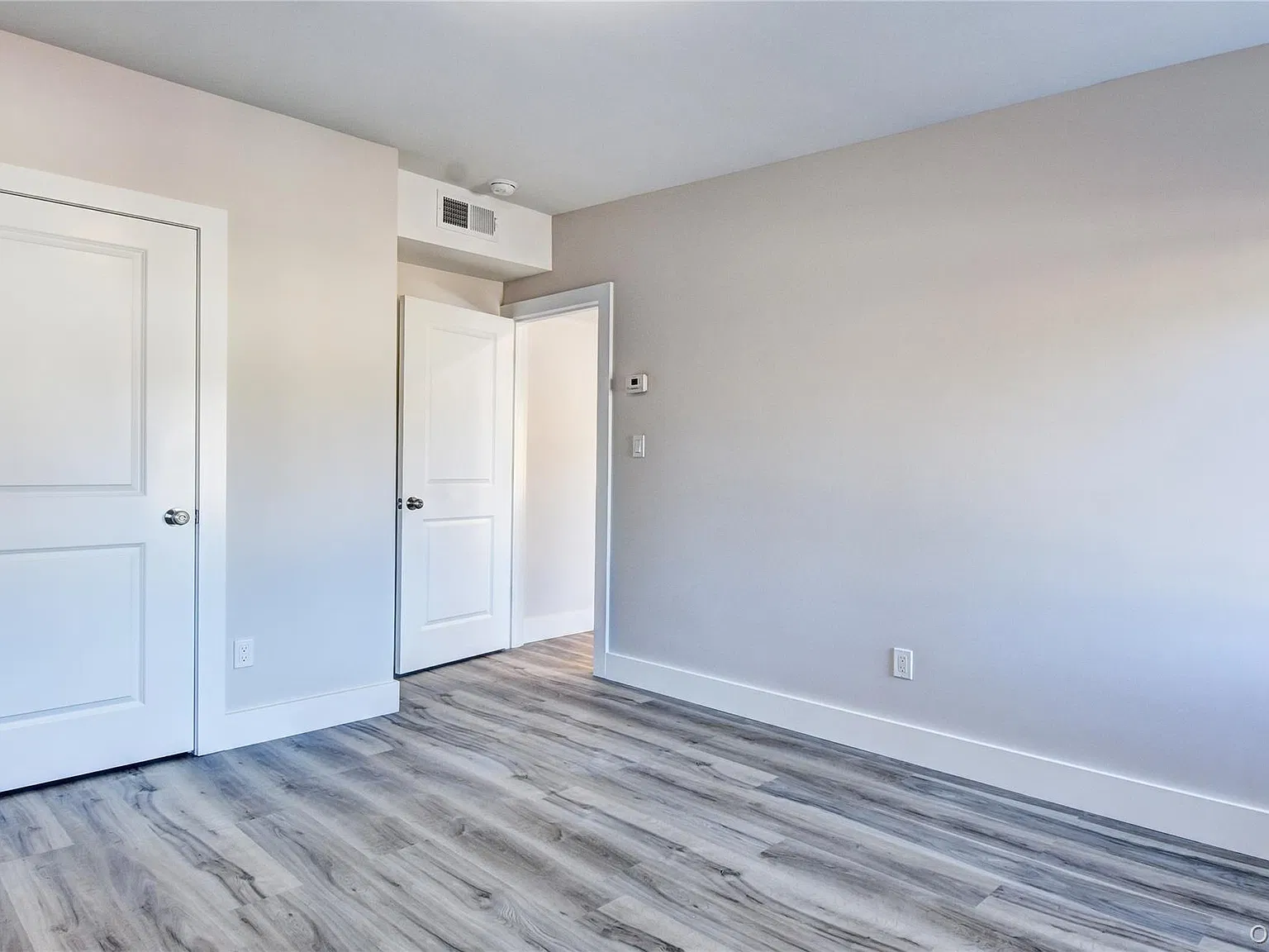 1 bed, 1.0 bath, 555 sqft, $2,250 — Photo 3
