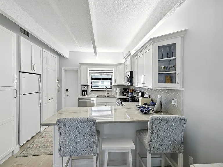 4400 Highway A1A #17 — Photo 4