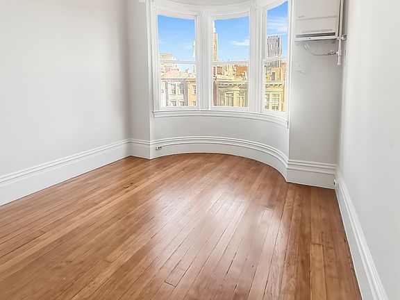 3rd image of 472 Union St #3