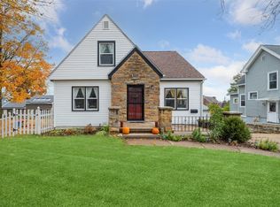 242 Wilson Ave SW, Cedar Rapids, IA 52404