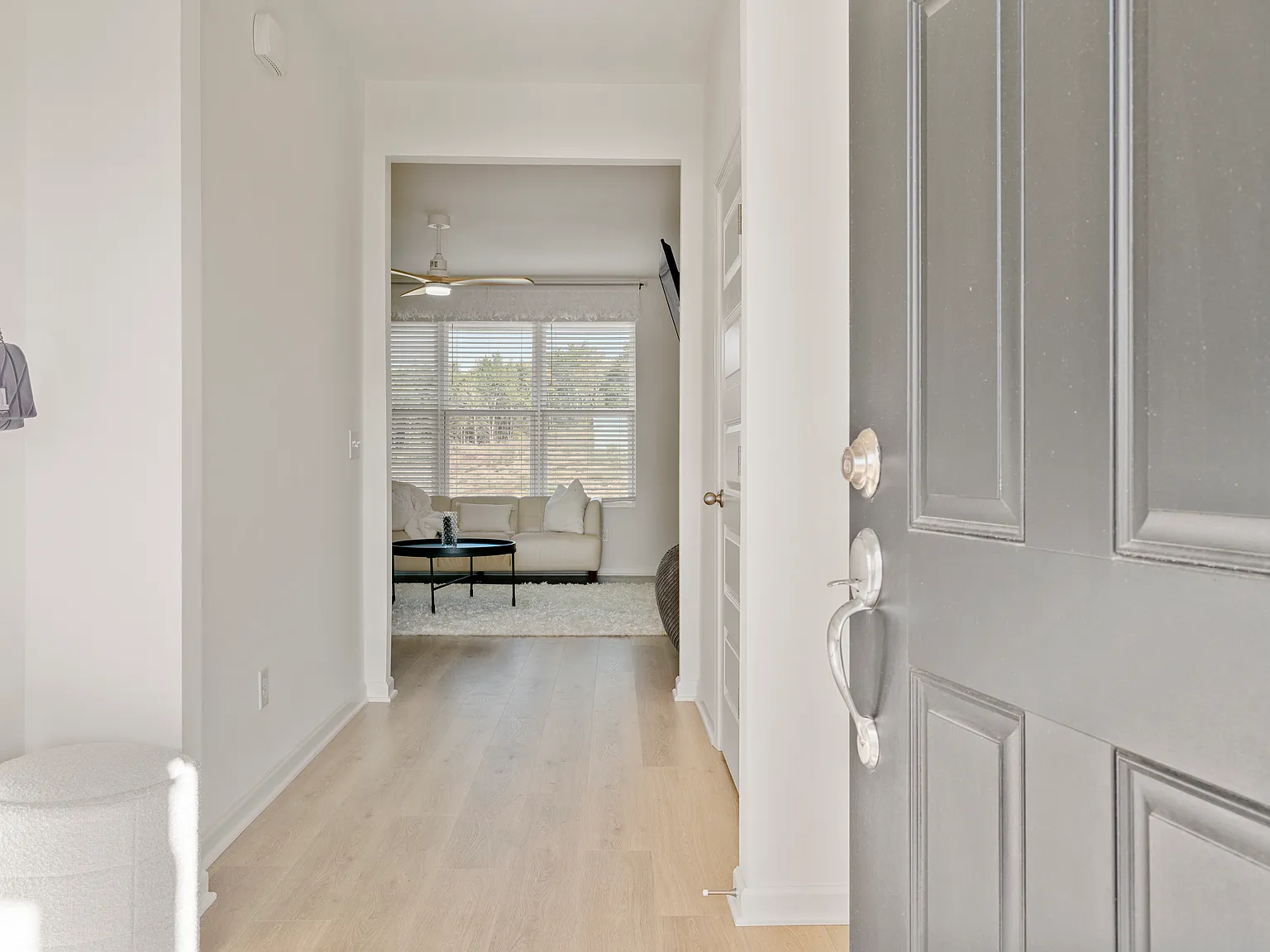 1326 Harmony Hill Ln — Photo 2