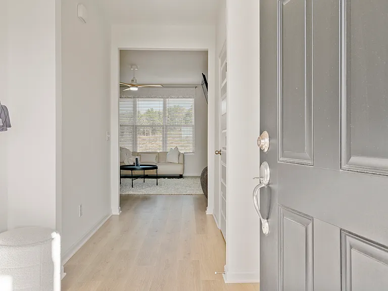 1326 Harmony Hill Ln — Photo 4