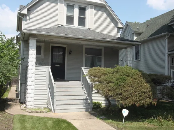 4054 W Waveland Ave, Chicago, IL 60641