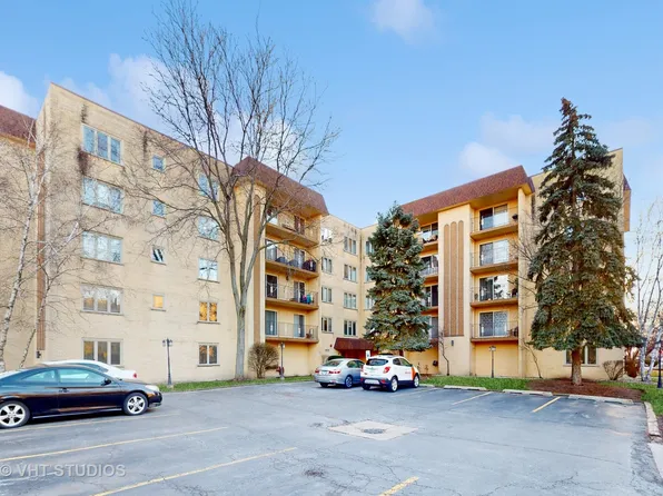 6455 W Belle Plaine Ave APT 205, Chicago, IL 60634