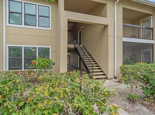 4005 Crockers Lake Blvd #11, Sarasota, FL 34238