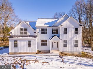 1070 Bristol Rd, Southampton, PA 18966