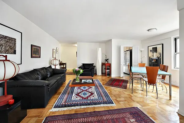 Sold by Town Residential | media 7