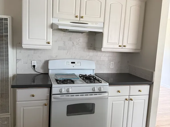2867 Regnart Way, Santa Clara, CA 95051