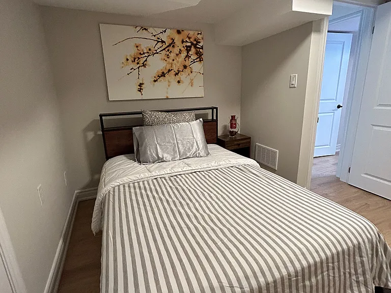 25 Roma Dr #BASEMENT — Photo 16