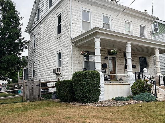 2nd image of 513 Pottstown Ave