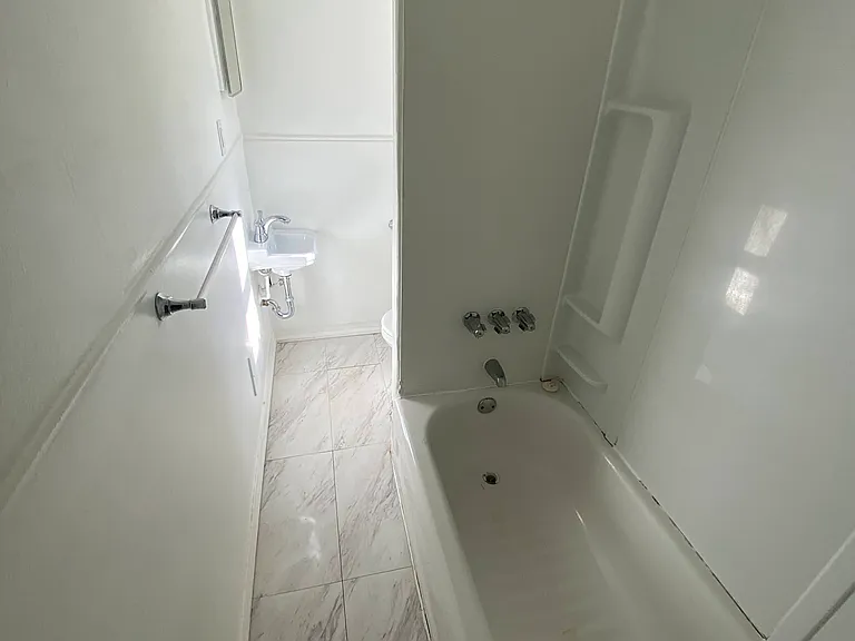 3410 Sunnyside Ave #1 — Photo 15
