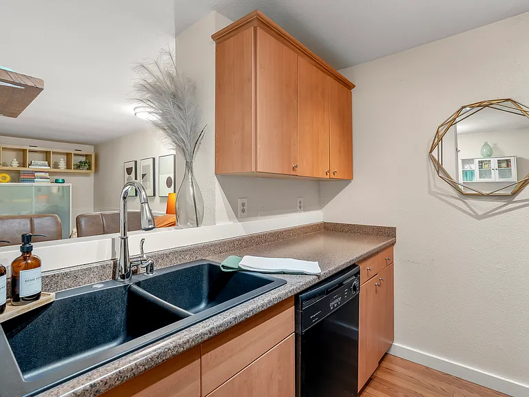 17515 149th Ave SE #E10 — Photo 8