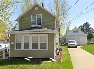 1978 Grace St, Dubuque, IA 52001