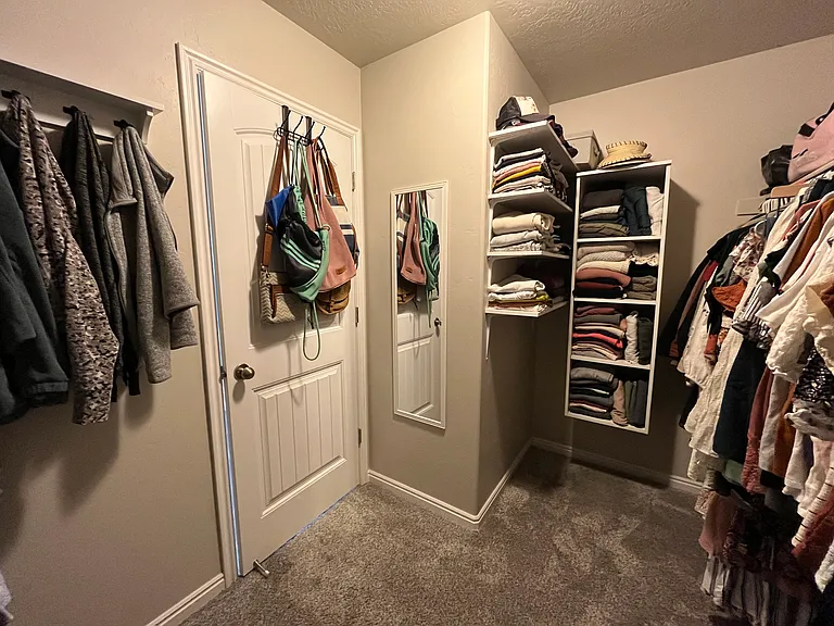 881 Berkeley Dr — Photo 27