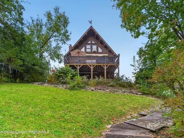 60 Brom Bones Lane, Athens, NY 12015