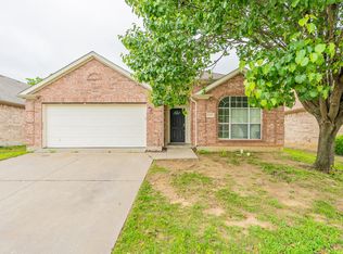 8513 Silverbell Ln, Fort Worth, TX 76140
