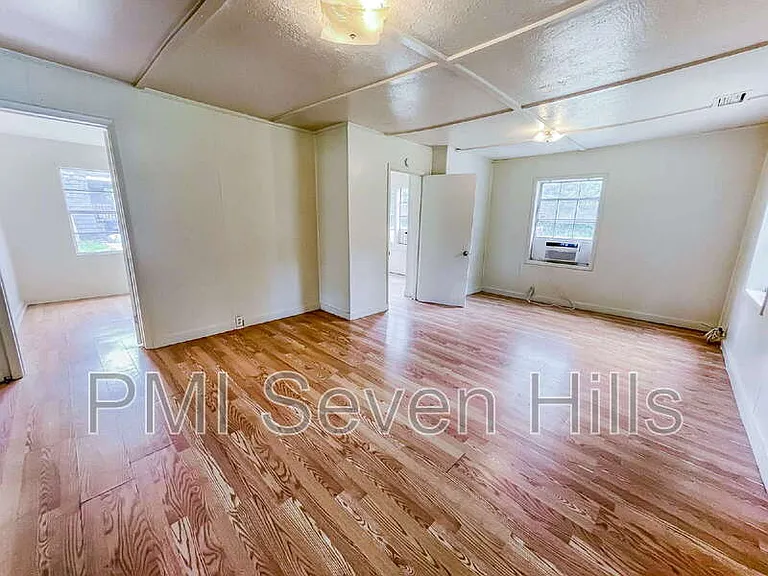 401 Alpha Ave — Photo 7