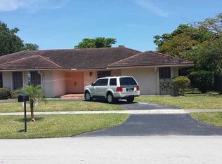 7741 SW 176th St, Palmetto Bay, FL 33157