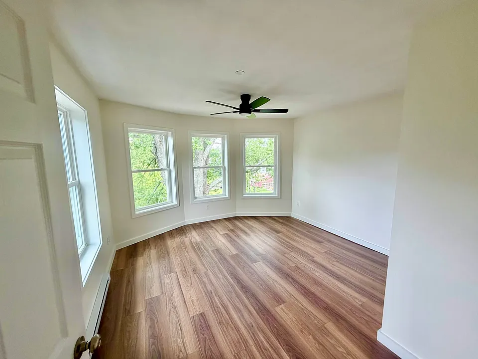 23 Pembroke St #3