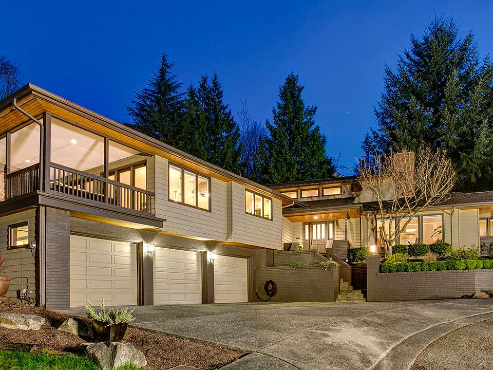1st image of 9903 SE 5th Pl