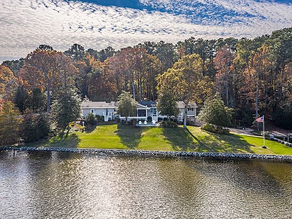 2nd image of 766 Pine Crest Dr
