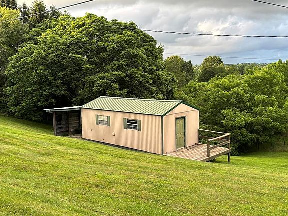 5th image of 156 Plumley Ln