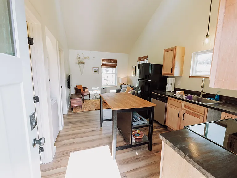 3507 4th Ave #A — Photo 4