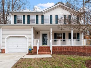 2102 Meade Ln, Durham, NC 27707