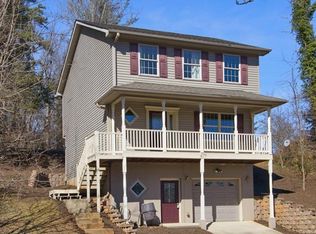 477 Sand Hill Rd, Asheville, NC 28806