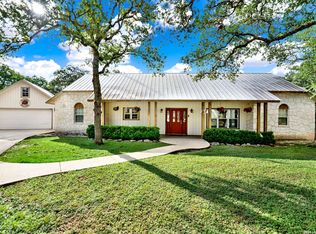 181 SETTLERS CIR, Bandera, TX 78003