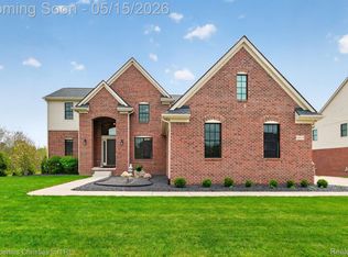 16674 Canvas Creel Ct, Northville, MI 48168