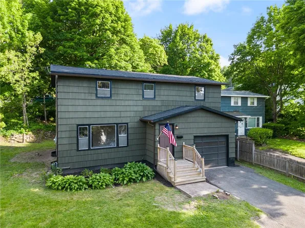 2101 Bellevue Ave, Syracuse, NY 13207