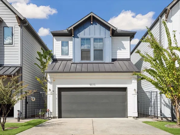 9010 Wellspring Dr, Houston, TX 77080
