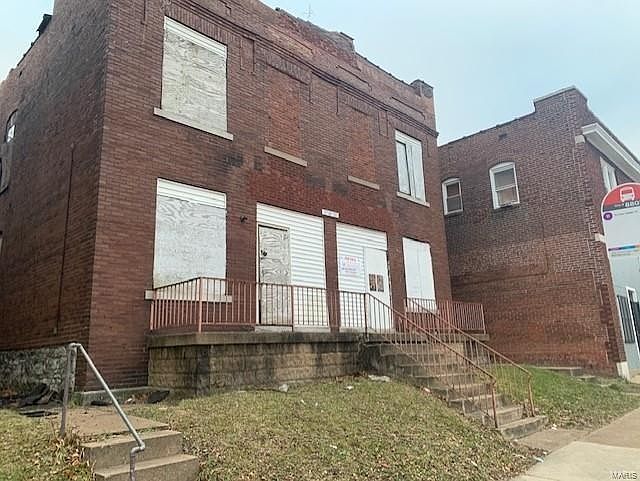 1st image of 3148 Chippewa St