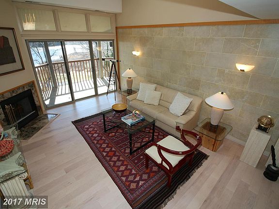 4th image of 2121 Beach Village Ct APT 201
