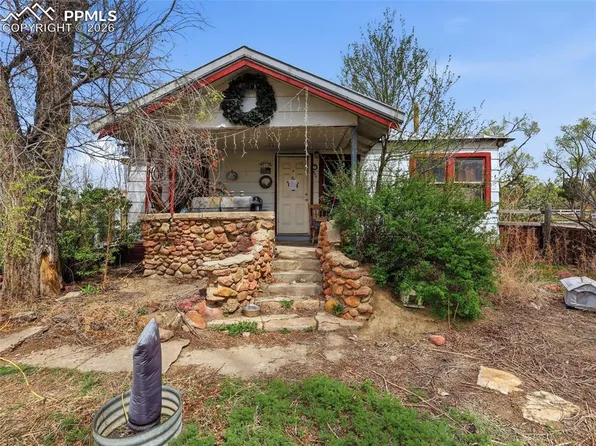 407 Fountain Mesa Rd, Fountain, CO 80817